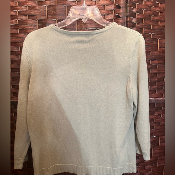 Sea foam green sweater - Picture 2 of 3